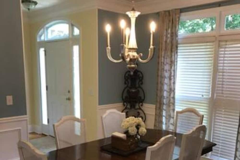 Photo of Kitchen in Watkinsville