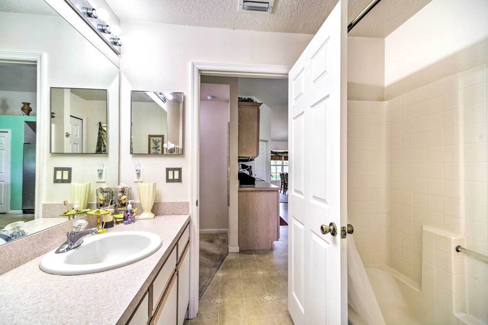 Photo of Bathroom in Palm Bay