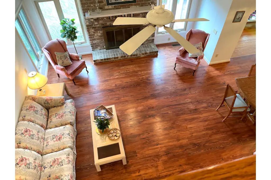 Photo of Livingroom in Cordesville