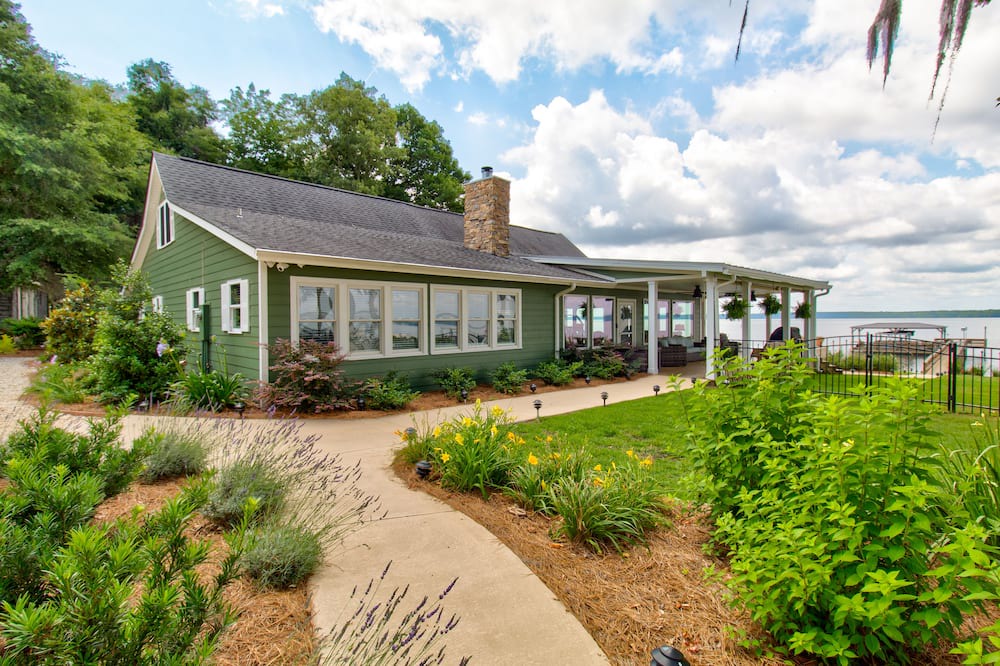 Photo of Outdoor in Summerton