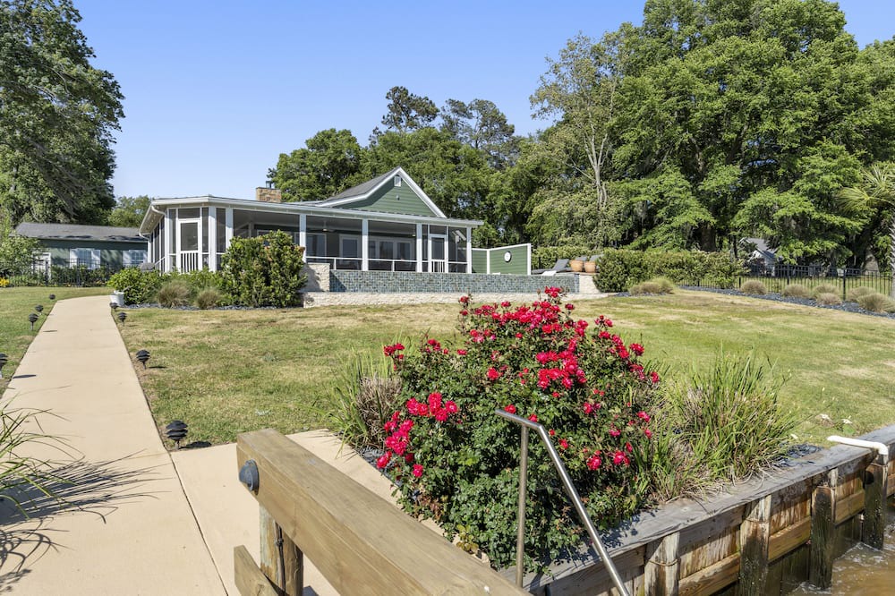 Photo of Outdoor in Summerton