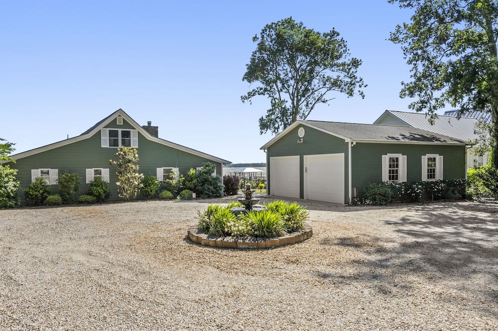 Photo of Outdoor in Summerton