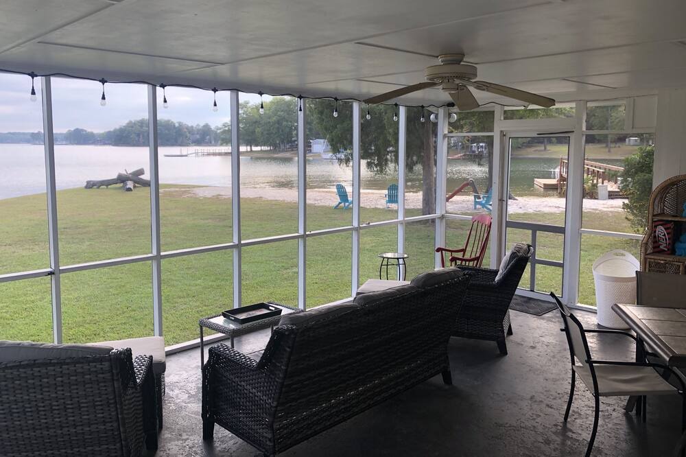 Photo of Outdoor in Prosperity