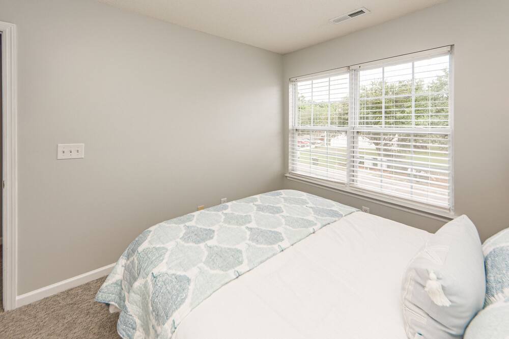 Photo of Bedroom in Charleston
