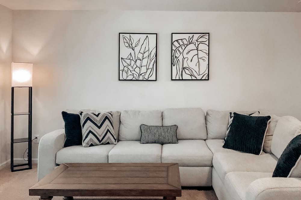 Photo of Livingroom in Anderson