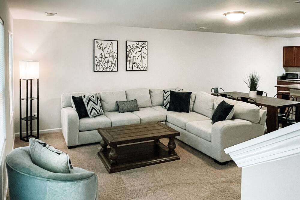 Photo of Livingroom in Anderson