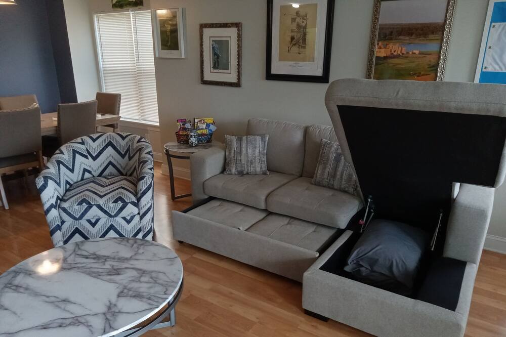 Photo of Livingroom in Waterford Plantation