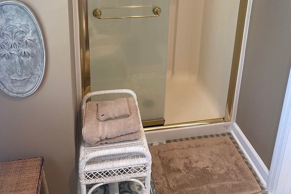 Photo of Bathroom in Daufuskie Island