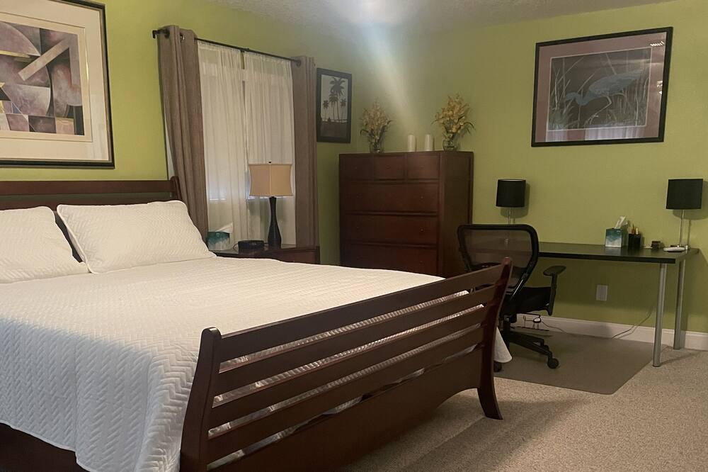 Photo of Bedroom in Longwood