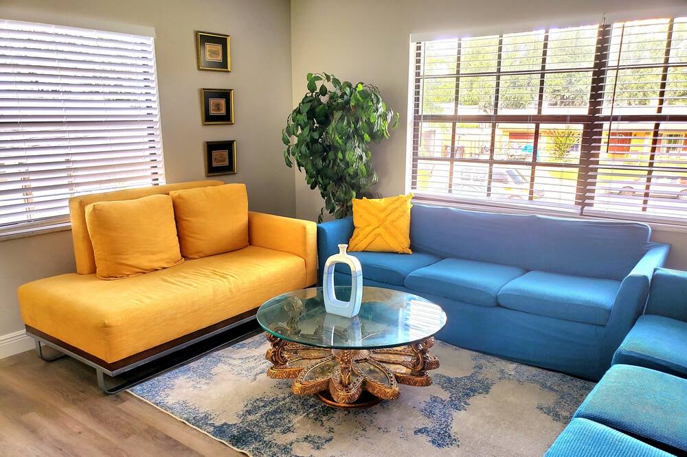 Photo of Livingroom in Pine Hills