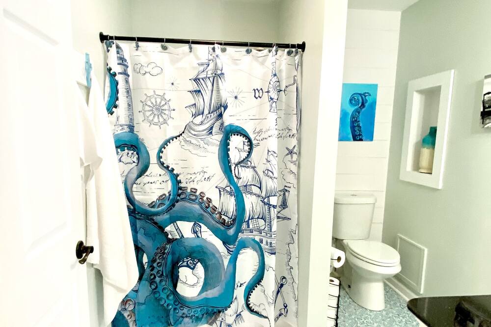 Photo of Bathroom in Cordesville