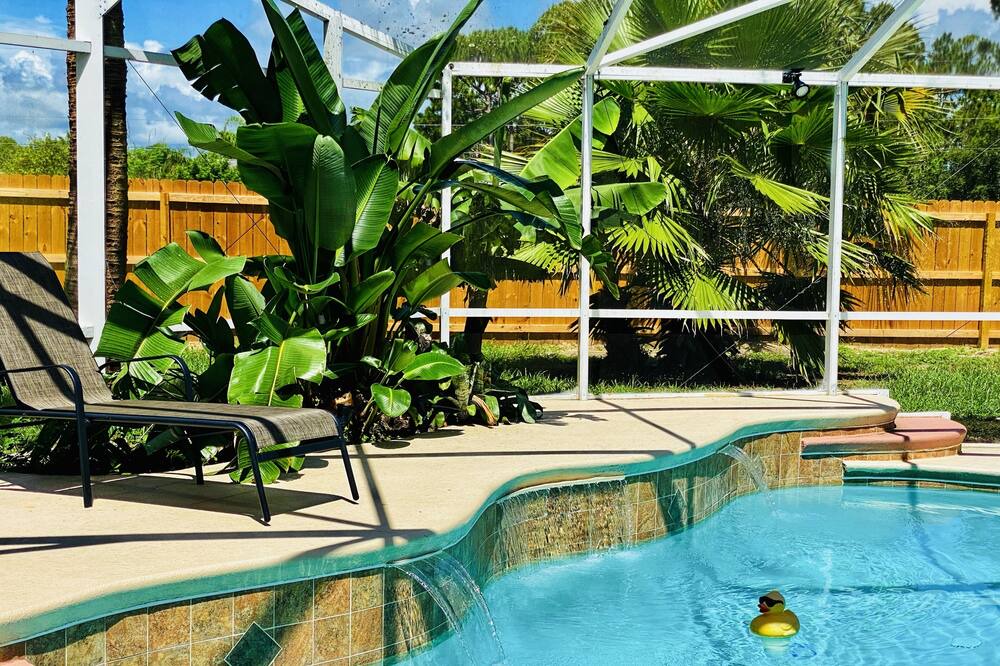 Photo of Outdoor in Palm Bay