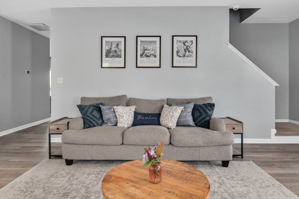 Photo of Livingroom in Wake County