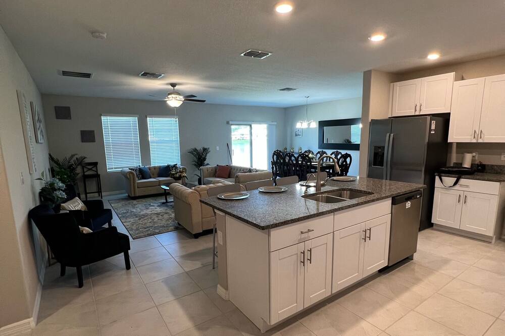 Photo of Bedroom in Plant City