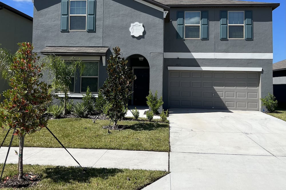 Photo of Others in Plant City