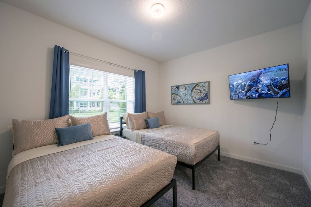 Photo of Bedroom in Bearss Plaza
