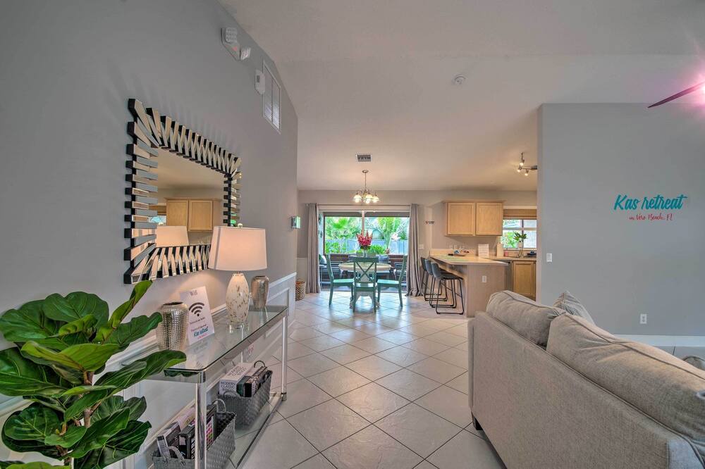 Photo of Livingroom in Vero Lake Estates