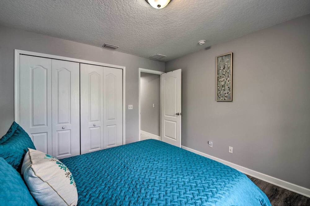 Photo of Bedroom in Vero Lake Estates
