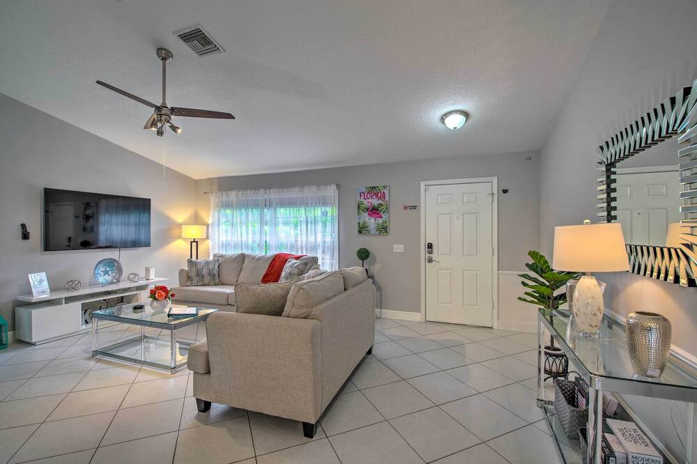 Photo of Livingroom in Vero Lake Estates