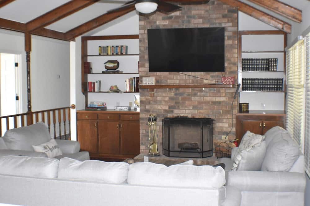 Photo of Livingroom in Santee
