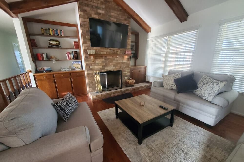 Photo of Bedroom in Santee