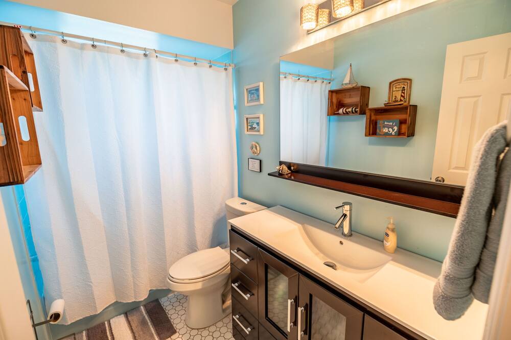 Photo of Bathroom in Sebastian Highlands