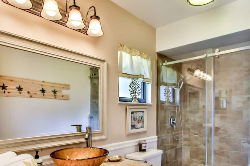 Photo of Bathroom in Sebastian Highlands