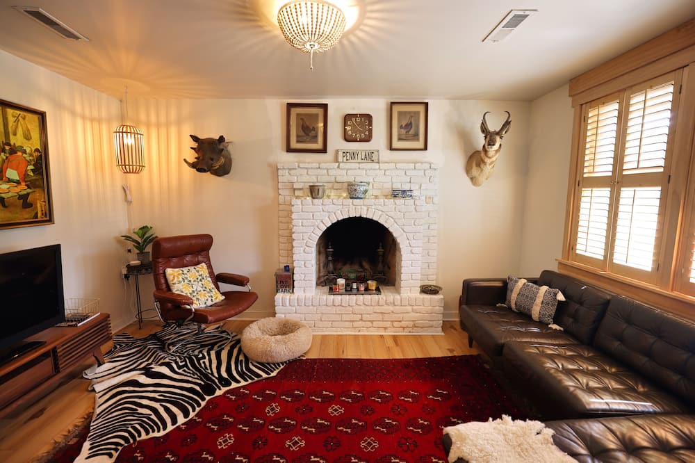 Photo of Livingroom in Charleston