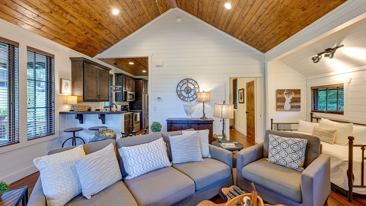 Photo of Livingroom in Tuckasegee