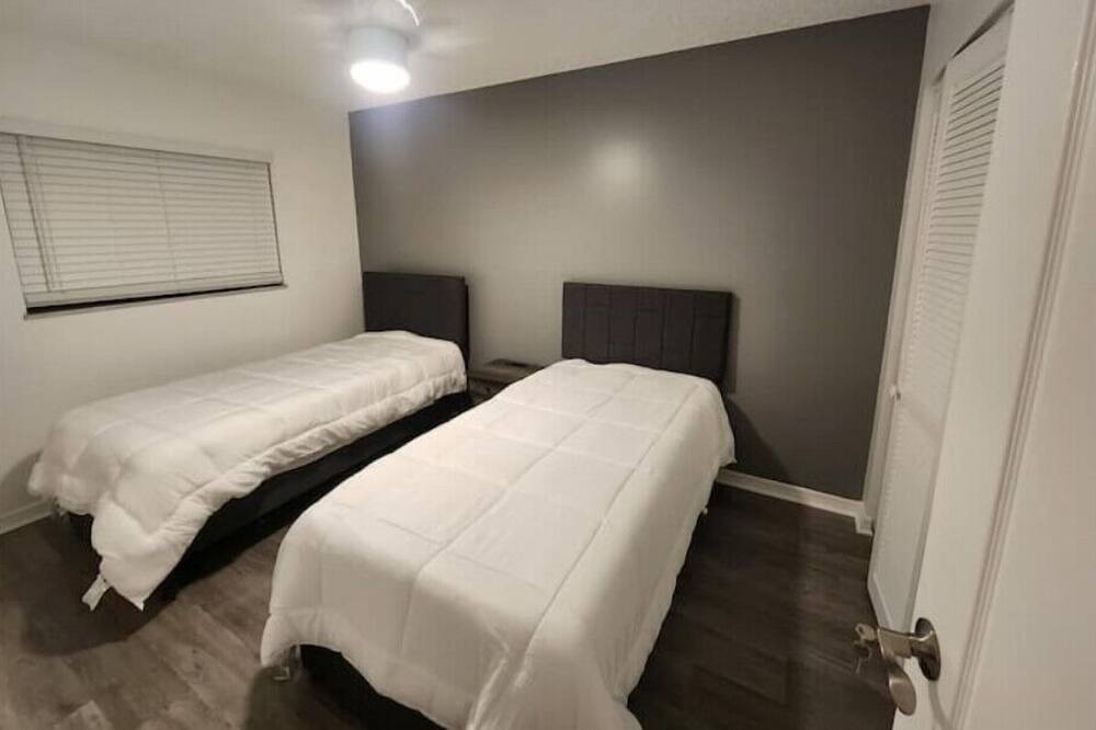 Photo of Bedroom in Murdock