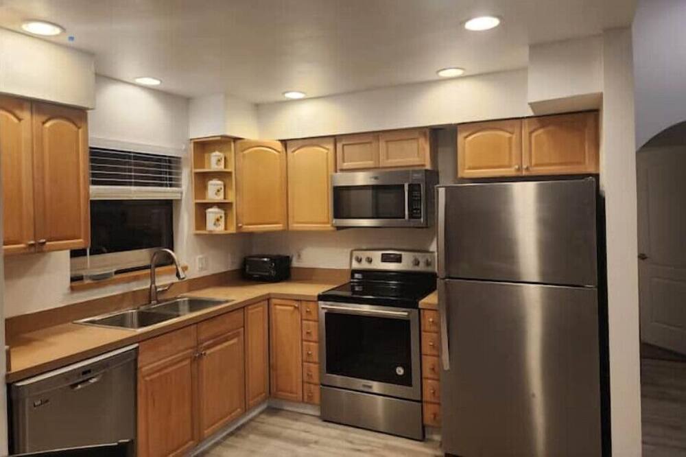 Photo of Kitchen in Murdock