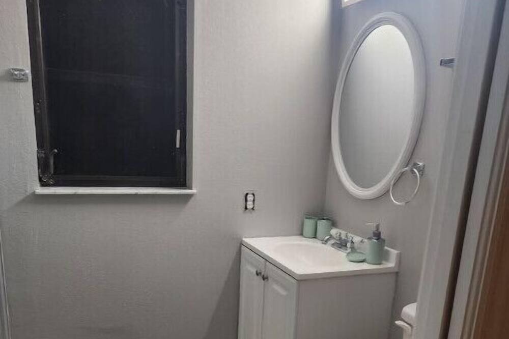 Photo of Bathroom in Murdock