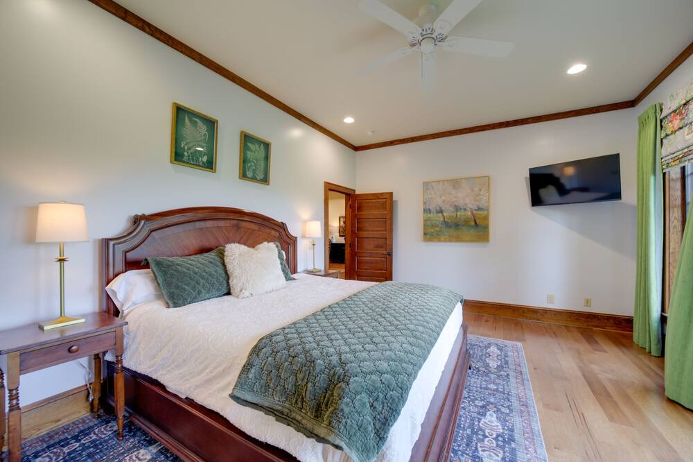 Photo of Bedroom in Cashiers