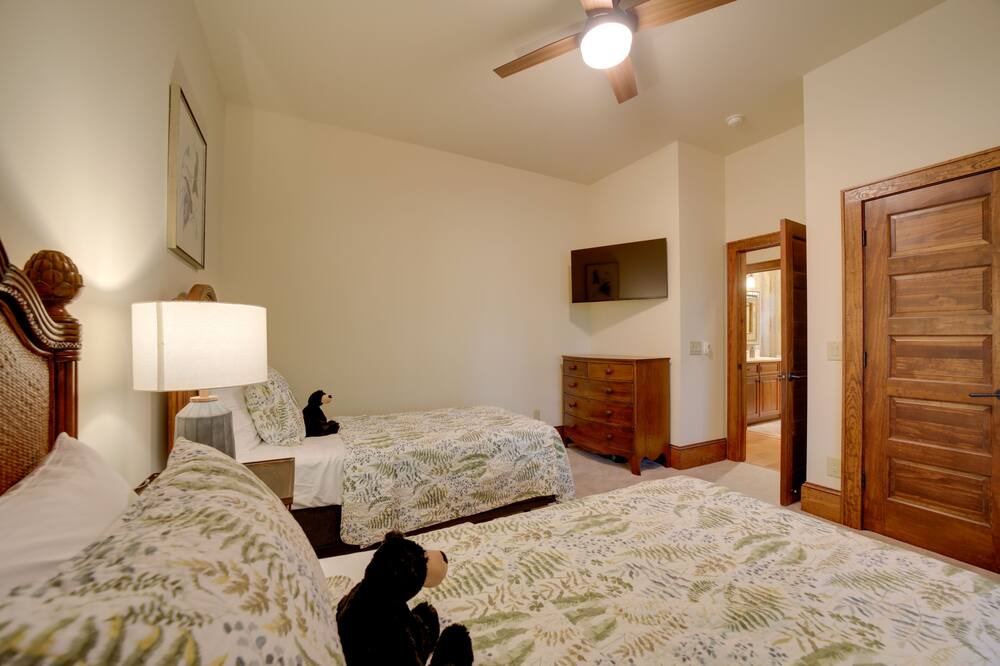 Photo of Bedroom in Cashiers