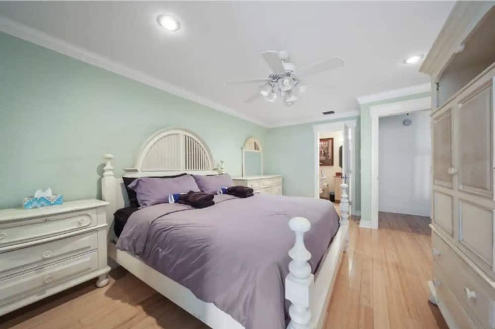 Photo of Bedroom in Palm City