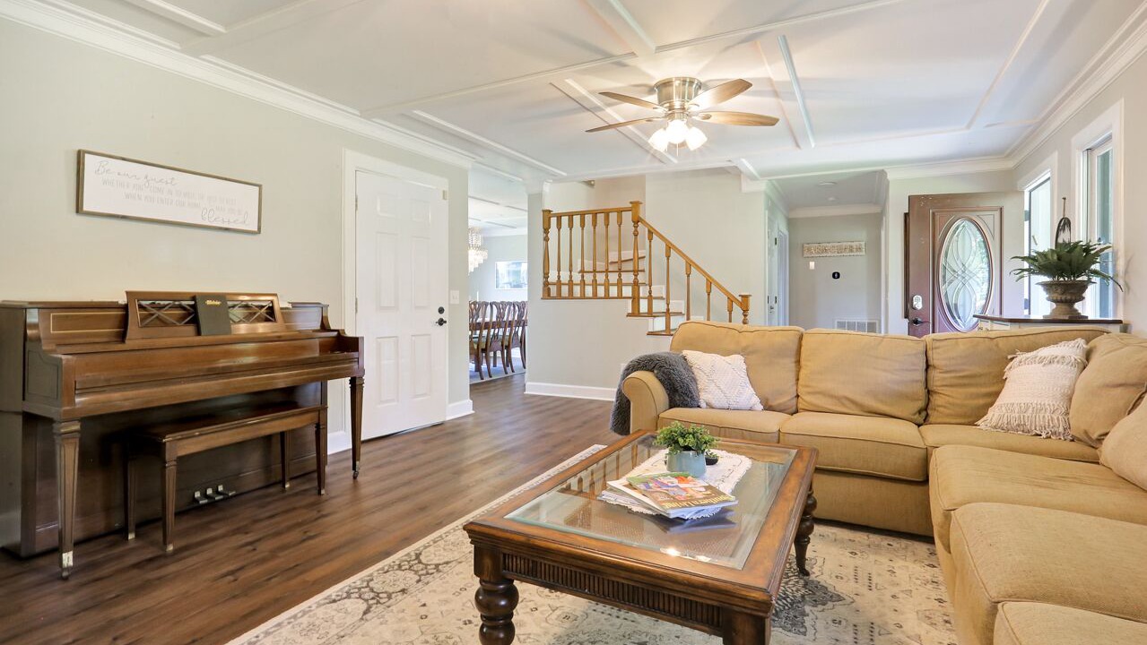 Photo of Livingroom in Oconee County
