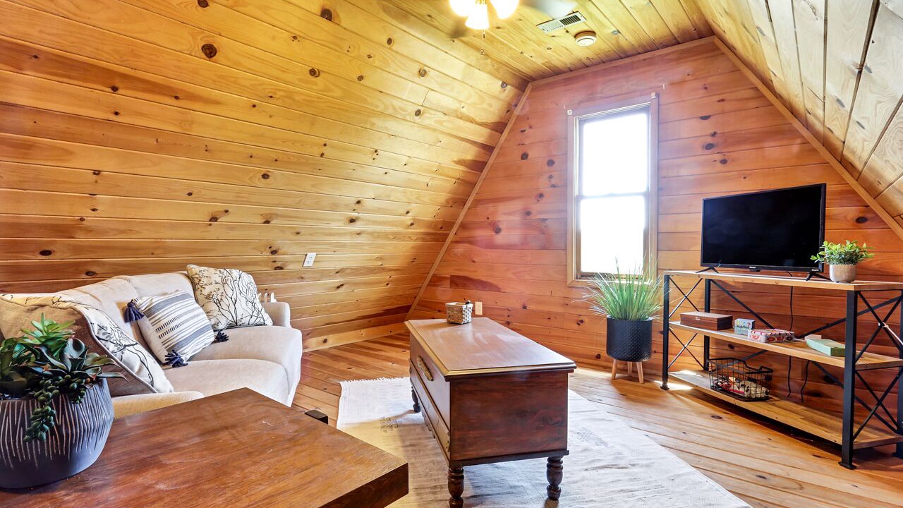 Photo of Livingroom in Oconee County