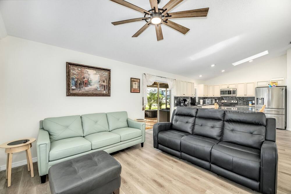 Photo of Livingroom in Grant-Valkaria