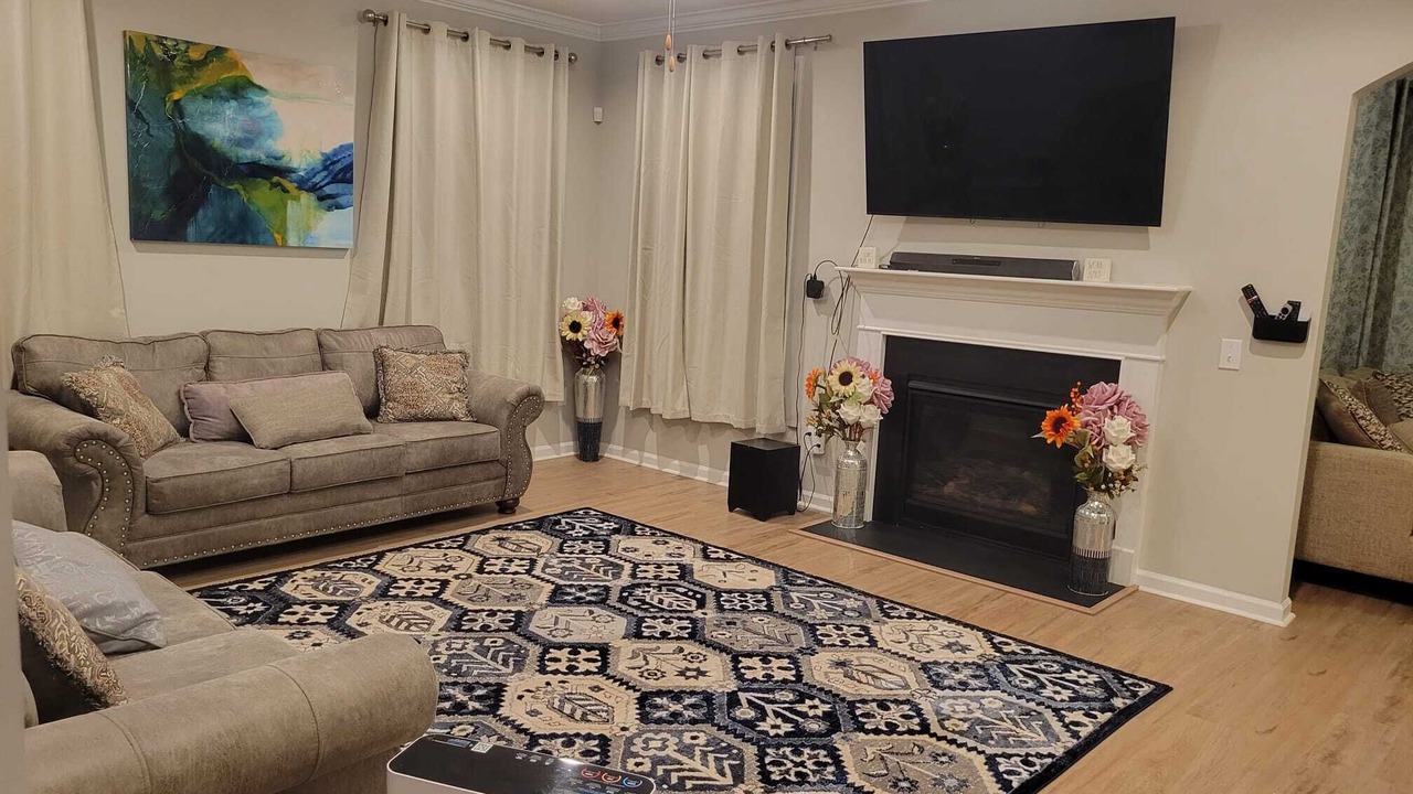 Photo of Livingroom in Greer