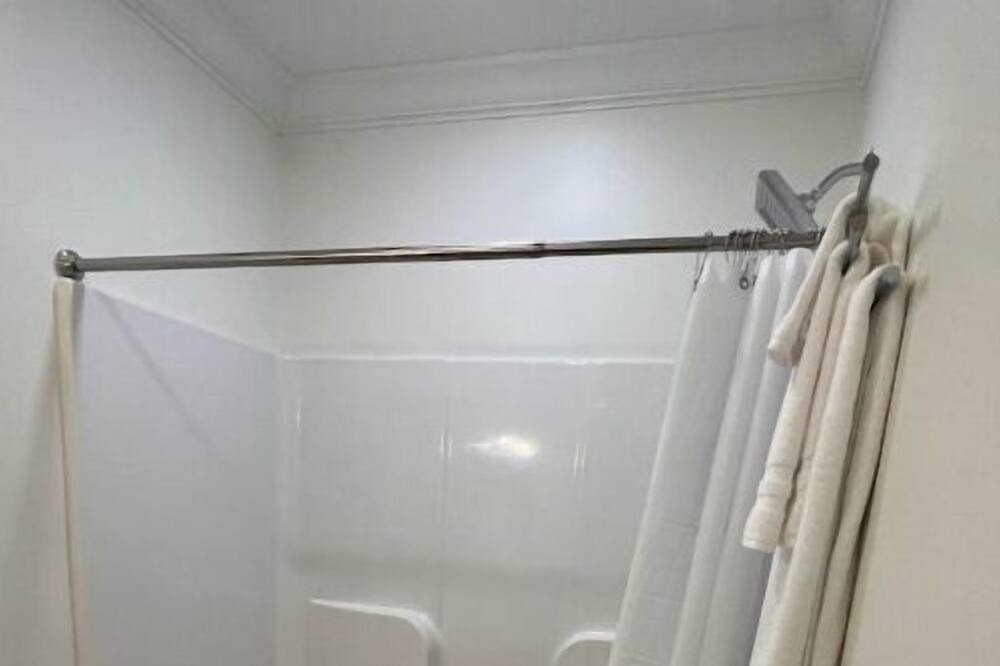 Photo of Bathroom in Union