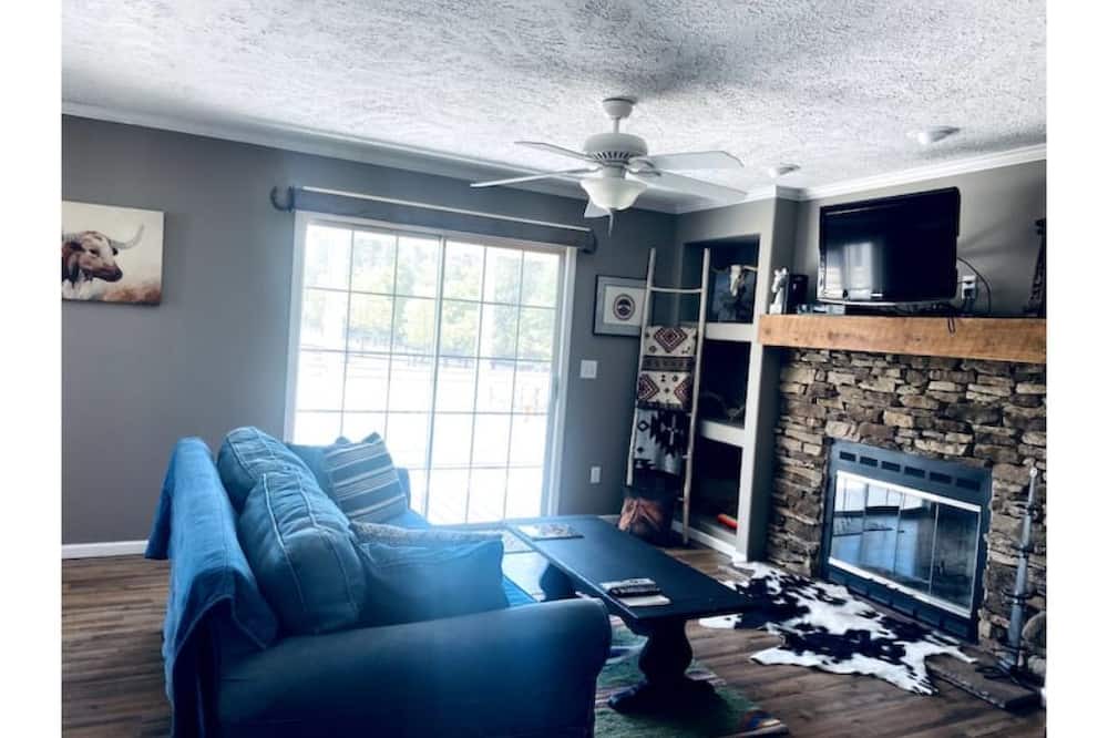 Photo of Livingroom in Aiken