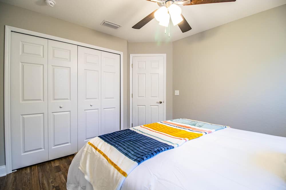Photo of Bedroom in Bartow