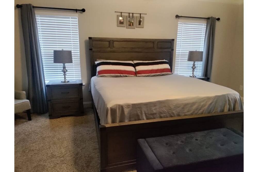 Photo of Bedroom in Gracewood