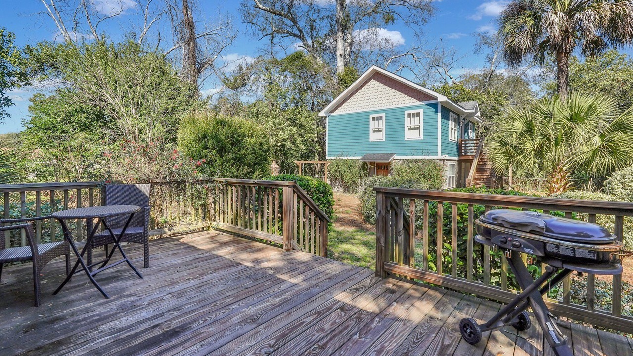 Photo of Outdoor in Thunderbolt