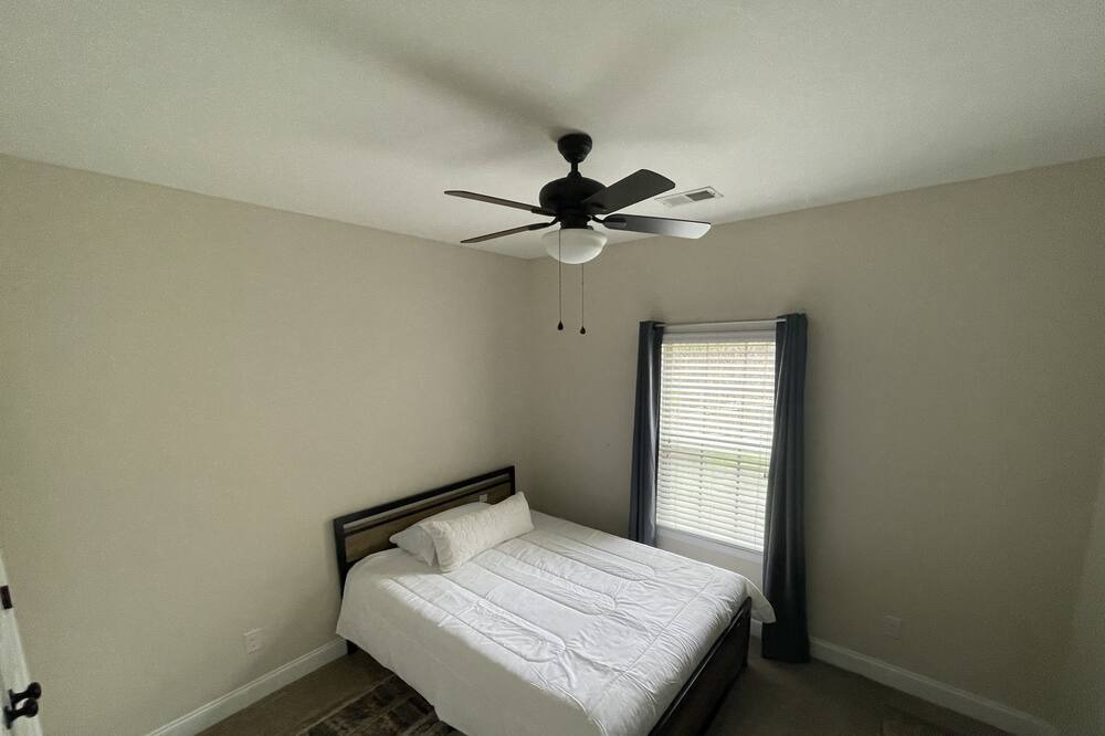 Photo of Bedroom in West Columbia
