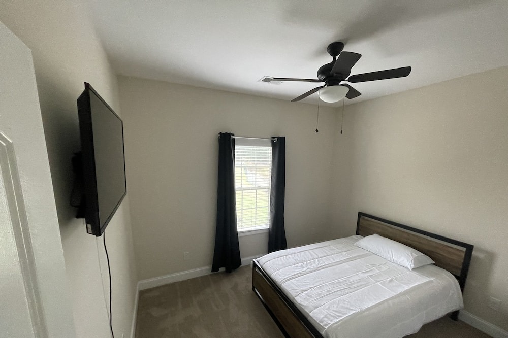 Photo of Bedroom in West Columbia