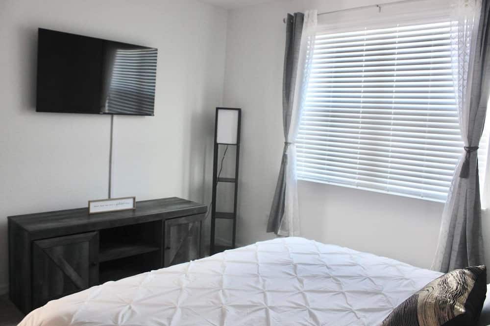 Photo of Bedroom in Riverview