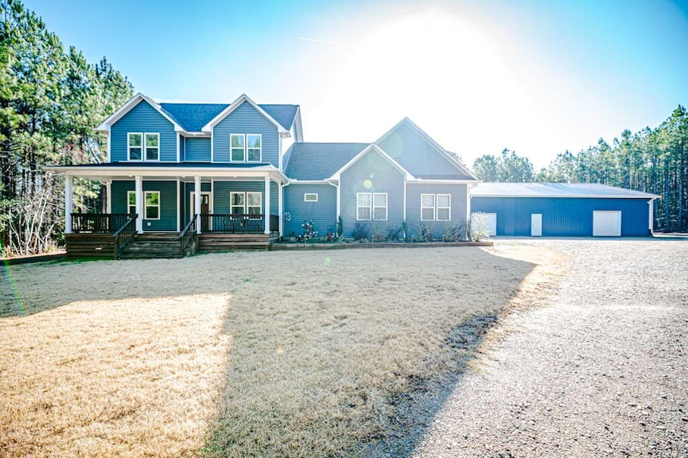 Photo of Outdoor in Lemon Springs