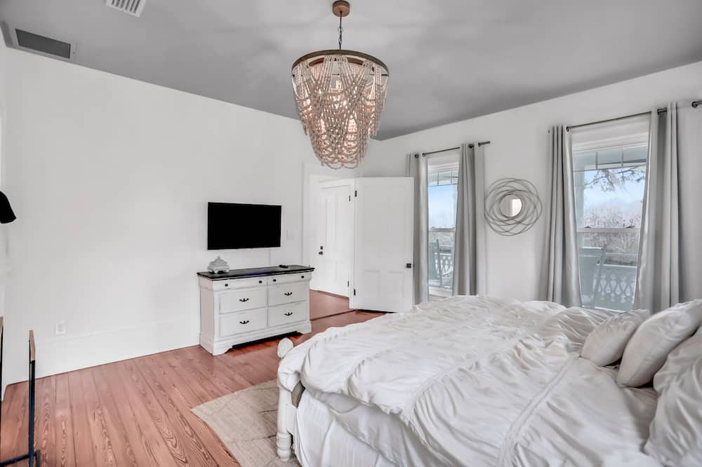 Photo of Bedroom in Nassau County