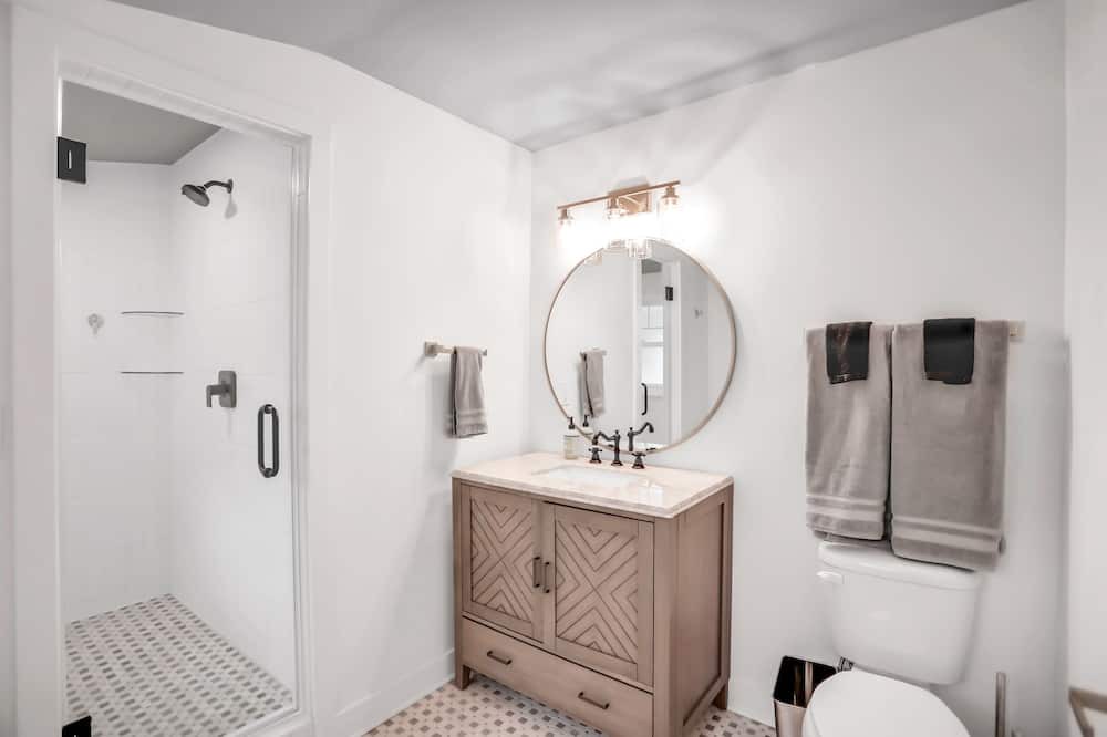 Photo of Bathroom in Nassau County